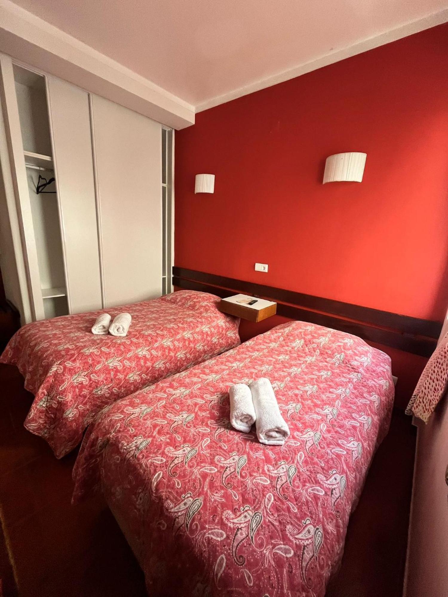 Hotel Residencia Aviz Peniche Pokoj fotografie