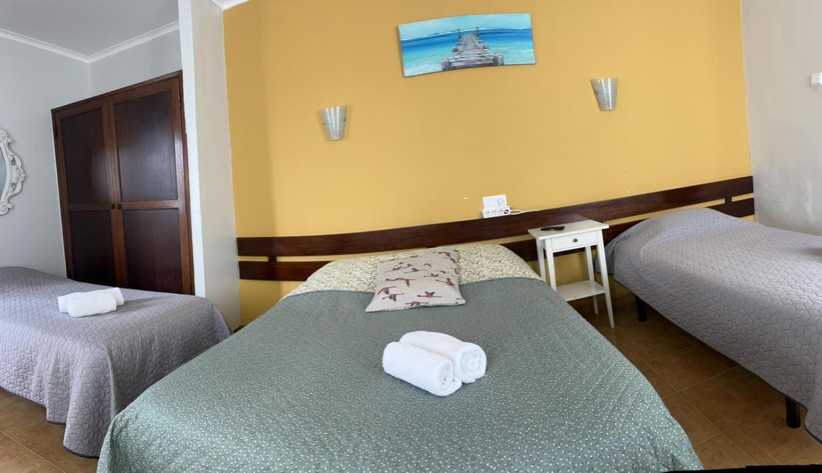 Hotel Residencia Aviz Peniche Pokoj fotografie
