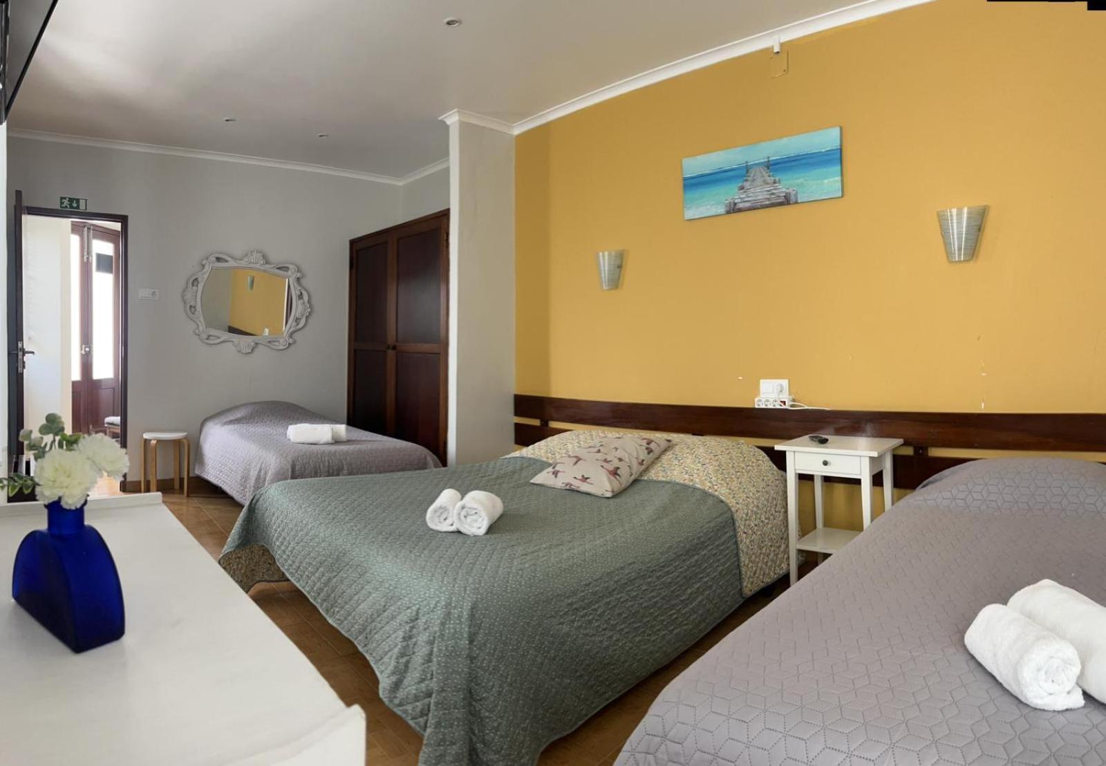 Hotel Residencia Aviz Peniche Pokoj fotografie