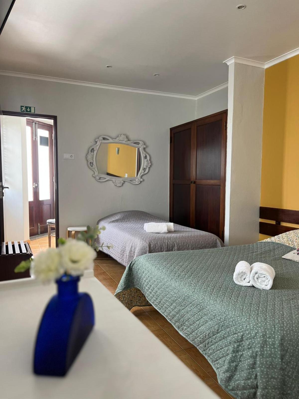 Hotel Residencia Aviz Peniche Pokoj fotografie