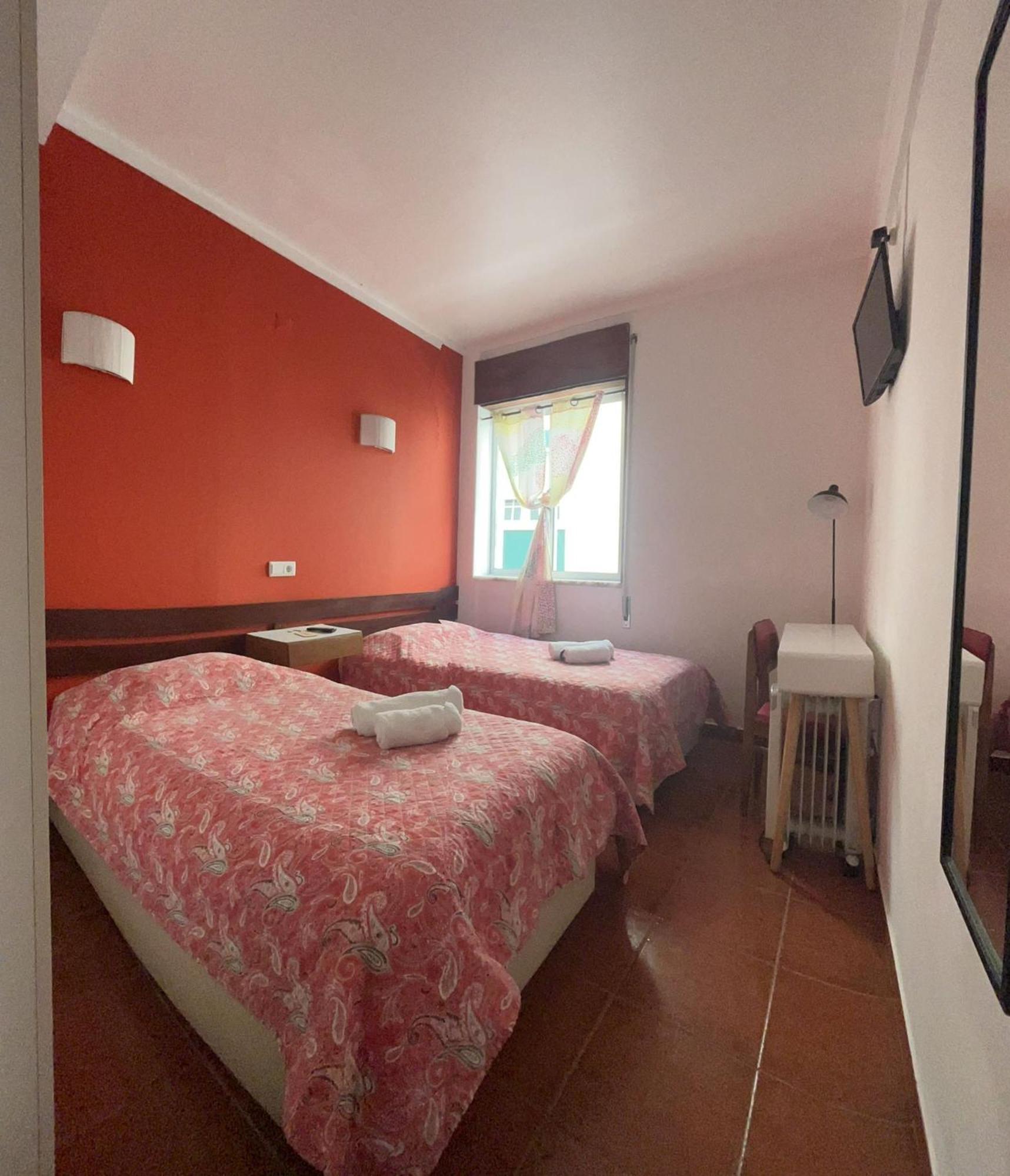 Hotel Residencia Aviz Peniche Pokoj fotografie